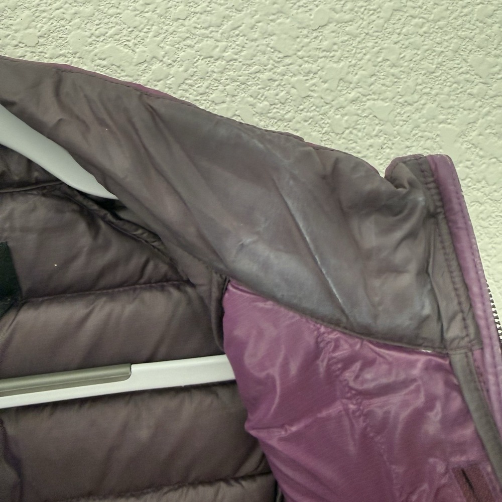 Patagonia Womens Down Sweater Puffer Vest Small Night Plum Purple Red Packable - Picture 7 of 9